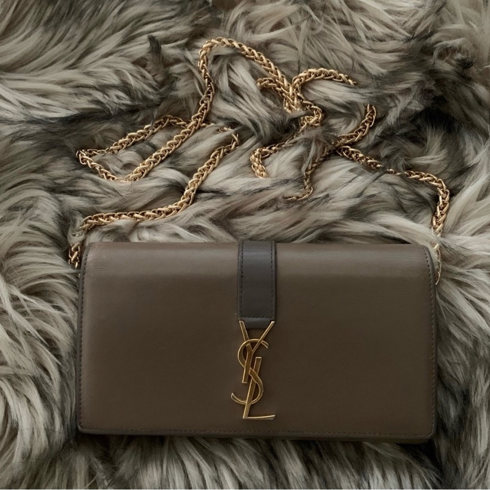 Saint Laurent Wallet on Chain